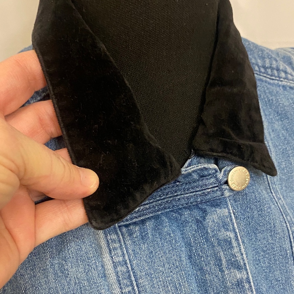Blue Denim Vest with Black velvet Collar Vintage Petite Large - Picture 3 of 7